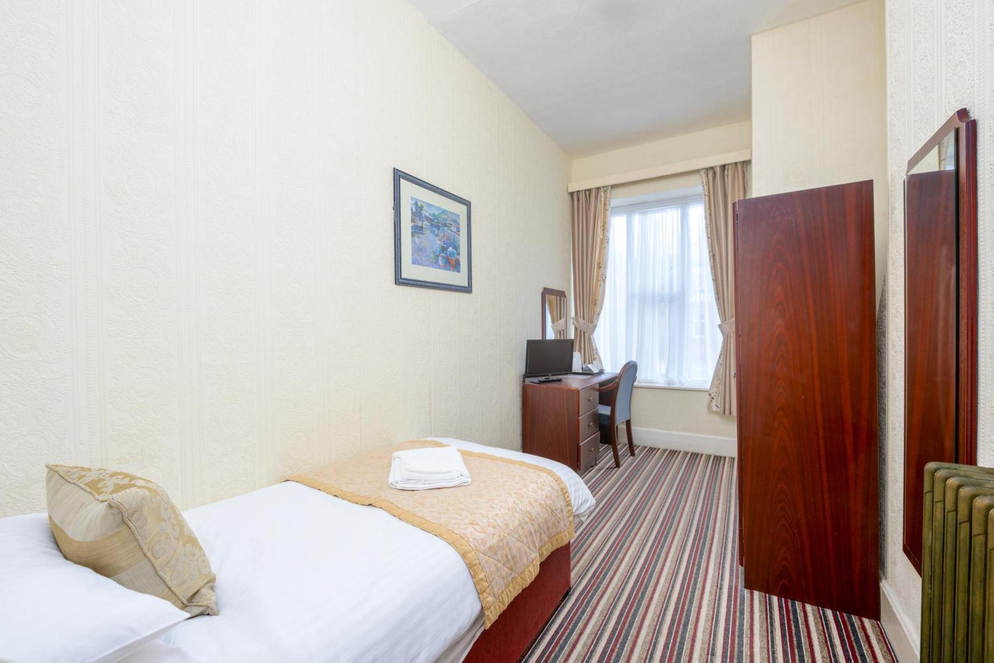 Bournemouth Sands Hotel Ngoại thất bức ảnh
